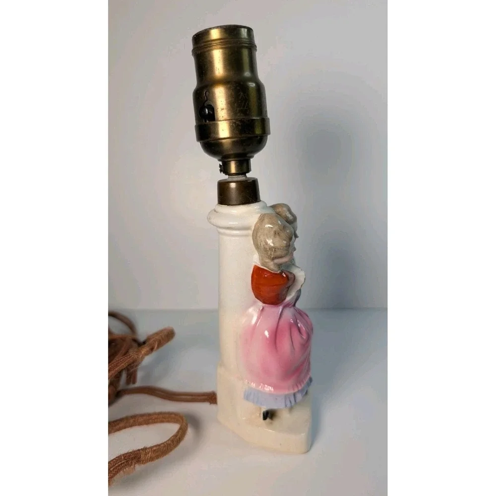 Vintage Hand Painted Figural Victorian Boudoir Table Lamp‎ Bedside Made Germany